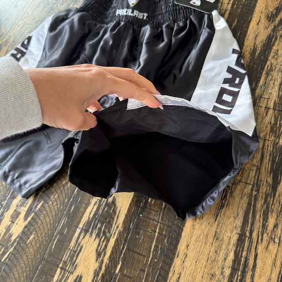 NWT ⭐️ PROLAST - Black & White Boxing Shorts - MEDIUM - Picture 5 of 13